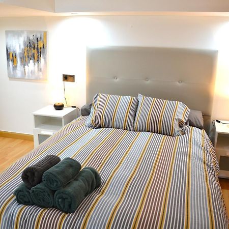 Apartamento Candalex En Málaga Extérieur photo